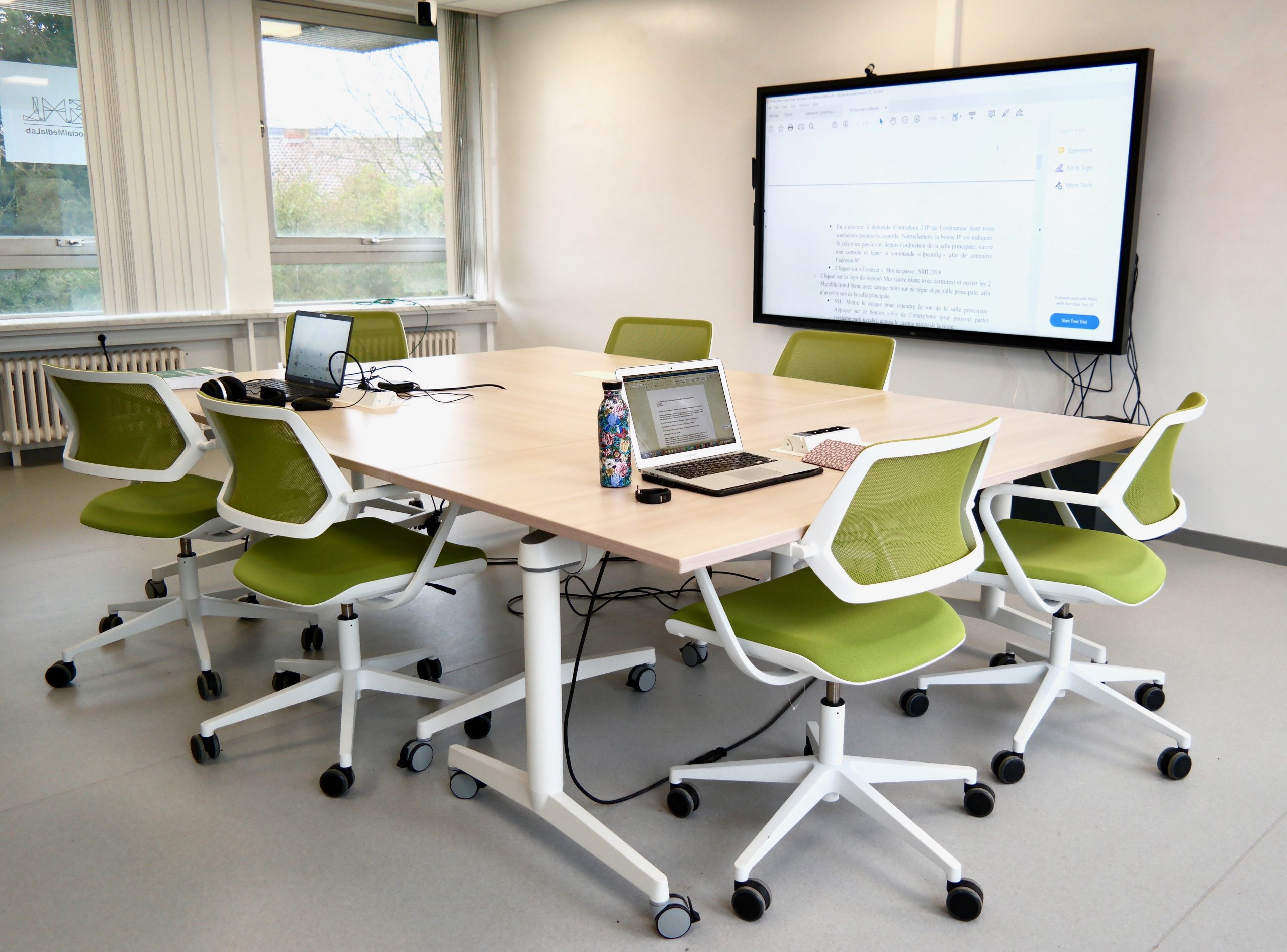 Disposition du Social Media Lab